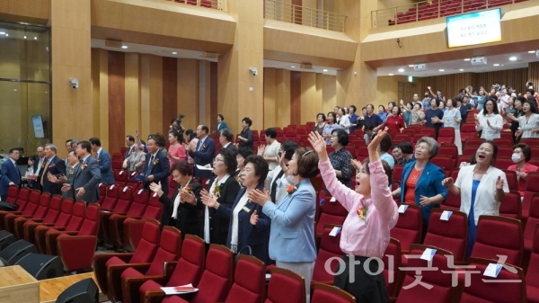 총회 설립 45주년 기념대회 준비를 위한 ‘전국 여교역자 기도회’가 지난 17일 오후 2시 백석대학교 하은홀에서 개최됐다.