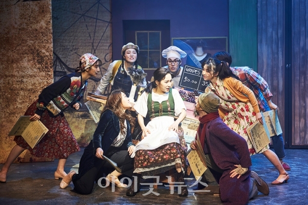광야아트센터가 지난 1일부터 화제의 뮤지컬 '요한계시록' 연장 공연을 재개했다.