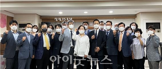 서울강남노회가 지난 16~23일 4개 시찰을 심방하고 예배와 간담회를 진행했다.