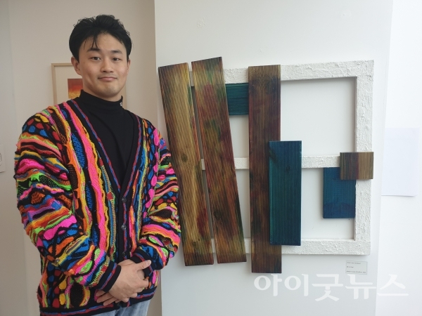 아가서정원Ⅱ 전시회가 21일부터 28일까지 이태원 녹사평대로 한국 마이크로비 학교에서 열리고 있다. 주건우 작가의 작품.