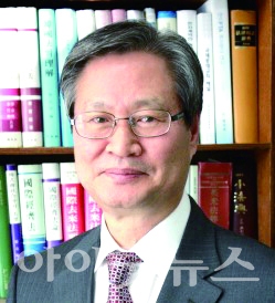 한국교회법학회 서헌제 회장